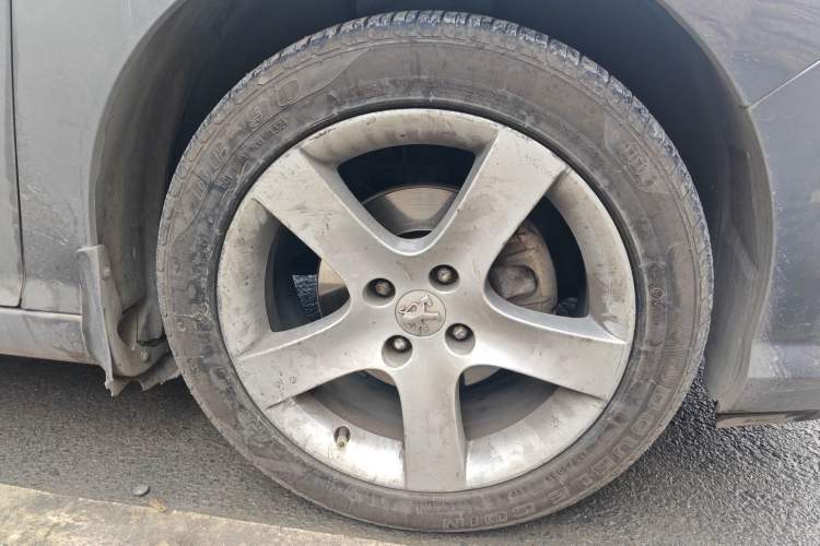 Used Peugeot 408 2011 2.0L Automatic Prestige Edition
