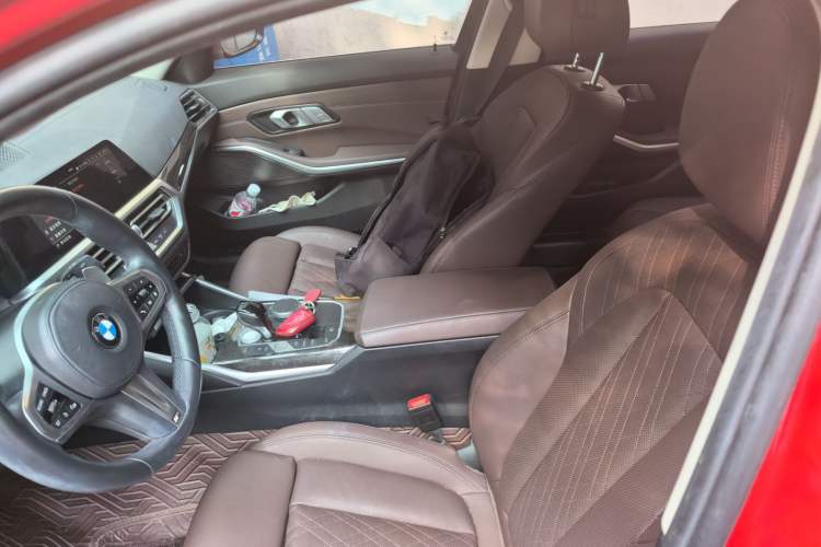 Used BMW 3 Series 2022 325Li M Sport Package Left Front Seat