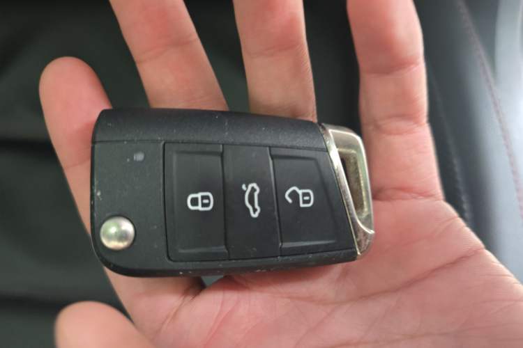 Used Volkswagen Tayron 2020 330TSI Two-Wheel Drive Luxury Smart Connectivity Version
