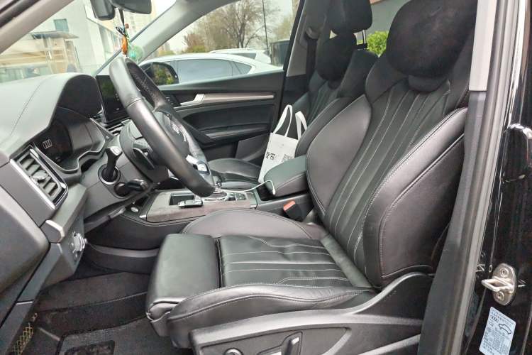 Used Audi Q5L 2022 40T Luxury Dynamic Model