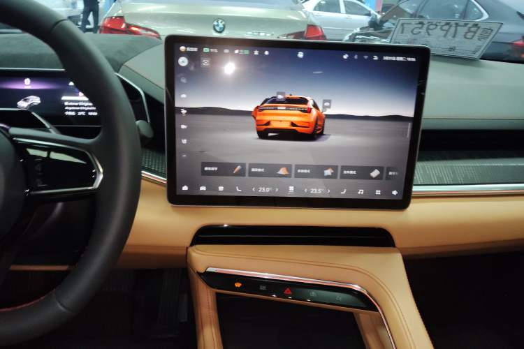 Used Zeekr 001 2021 Ultra-Long Range Dual-Motor YOU Version Audio And AC Panel