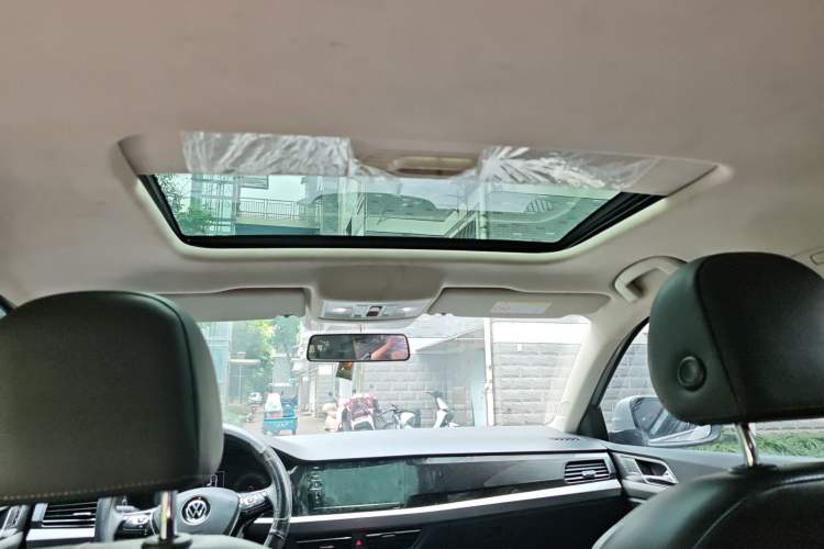 Used Volkswagen Lavida 2019 1.5L Automatic Comfort Edition China VI Standard Headliner