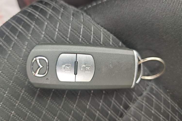 Used Mazda CX-5 2014 2.0L Automatic Two-Wheel Drive Urban Version

