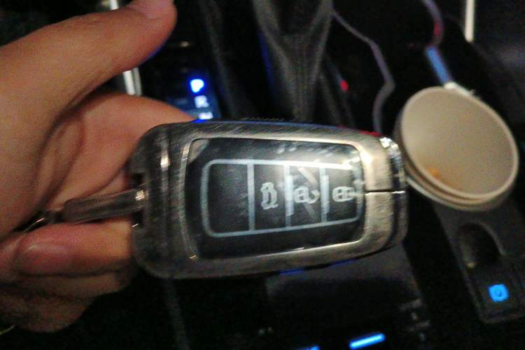 Used Toyota Highlander 2022 Dual-Engine 2.5L Two-Wheel Drive Prestige Edition 7-Seater