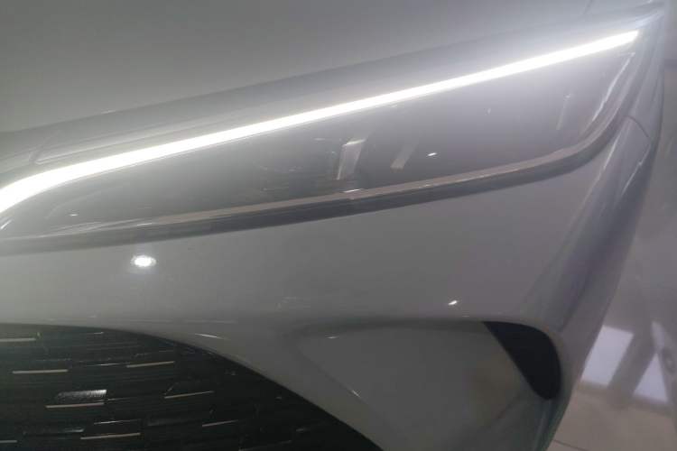 Used BYD Song L DM-i 2025 Intelligent Driving Version 112 km Beyond-Range Type
