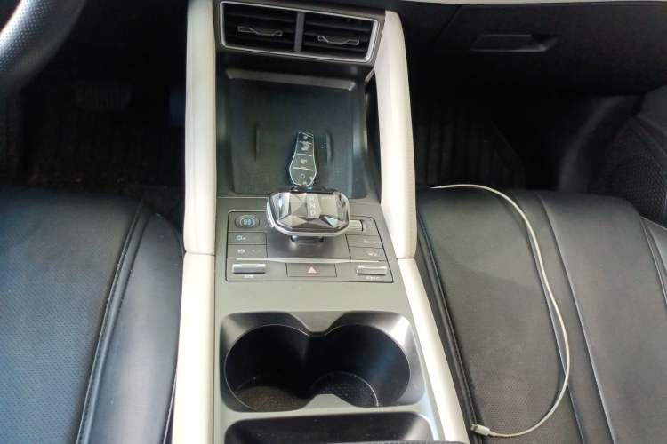 Used BYD Yuan UP 2024 401 km Active Version
