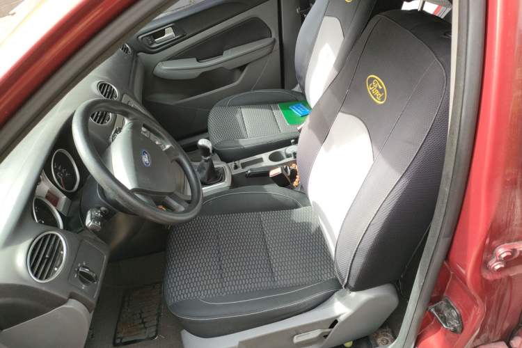 Used Ford Focus 2013 Hatchback Classic 1.8L Manual Base Model