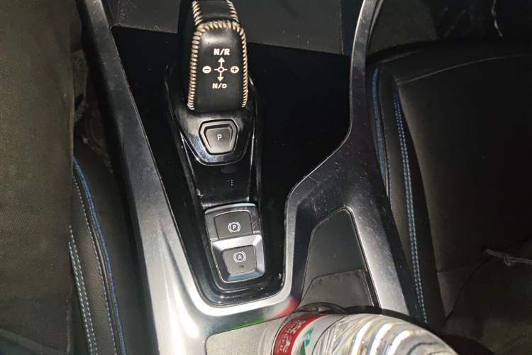 Used Lynk & Co 01 2017 2.0T Two-Wheel Drive Zhaopu Version
