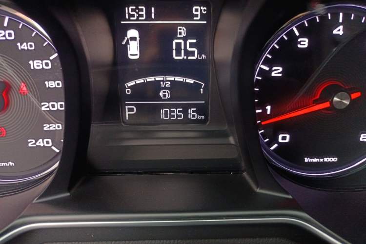 Used MG 6 2017 20T Automatic Luxury Smart Connect Version China V Standard