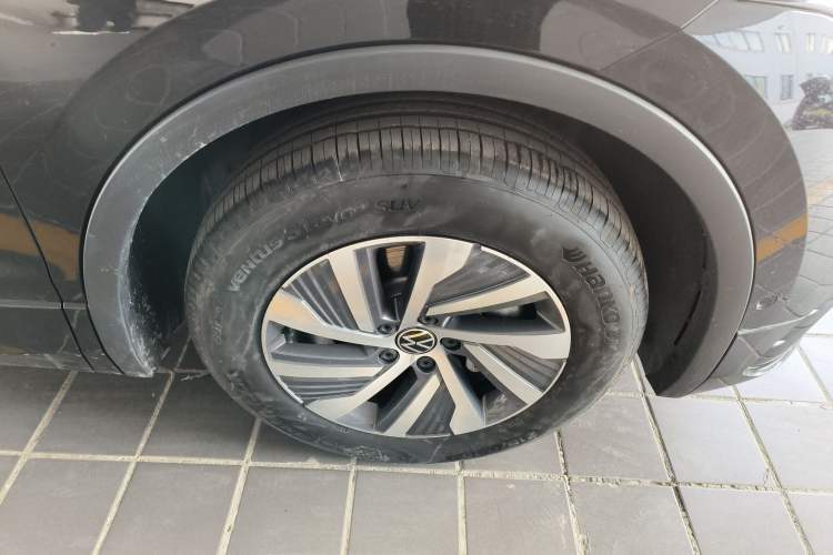 Used Volkswagen Tiguan L New Energy 2023 430 PHEV Plug-in Hybrid Prestige Edition Right Front Wheel Hub