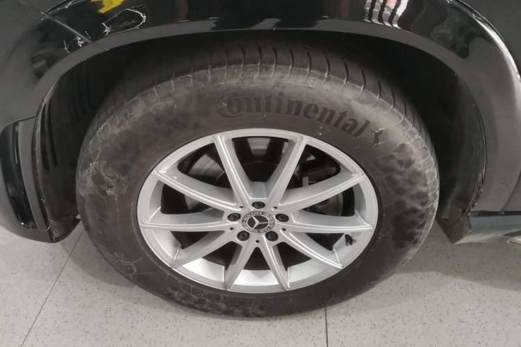 Used Mercedes-Benz GLE 2020 GLE 350 4MATIC Fashion Model Left Front Wheel Hub