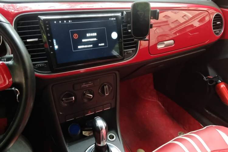 Used Volkswagen Beetle 2013 1.2TSI Fashion Edition Audio And AC Panel