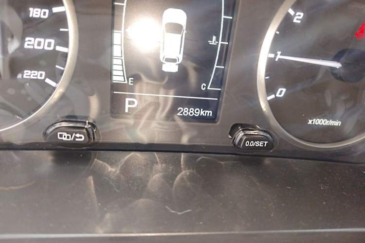 Used Chery Tiggo 5x 2025 1.5L CVT Excellence Edition Odometer Close Up