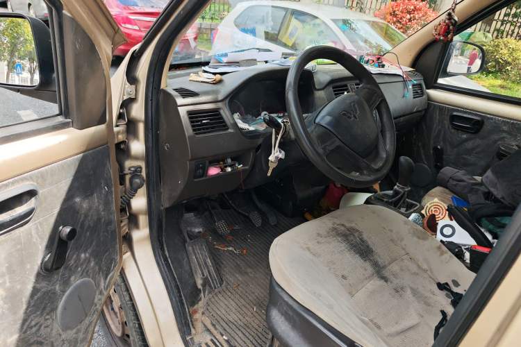 Used Wuling Rongguang S 2021 1.2L Base Model 5-Seater LSI Driver Seat