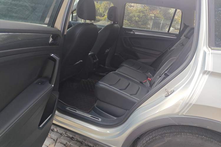 Used Volkswagen Tiguan L 2021 330TSI Automatic Two-Wheel Drive R-Line Flagship Edition