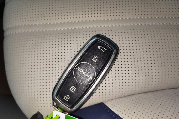 Used Roewe iMAX8 2021 400TGI Supreme Series Prestige Edition
