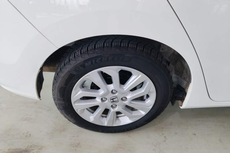 Used Honda Fit 2020 1.5L CVT Comfort Sunroof Version Right Rear Wheel Hub