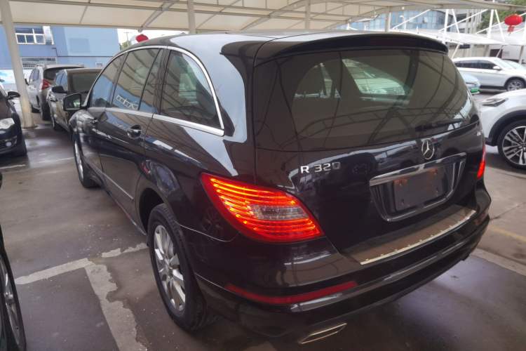 Used Mercedes-Benz R-Class 2014 R 320 4MATIC Business Model