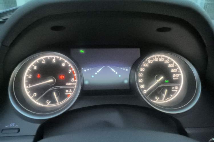 Used Toyota Camry 2019 2.0G Luxury Edition China VI Standard Instrument Cluster