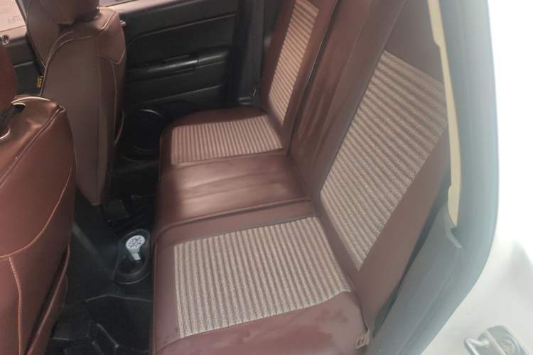 Used Jeep Compass 2013 2.0L two-wheel drive sport version