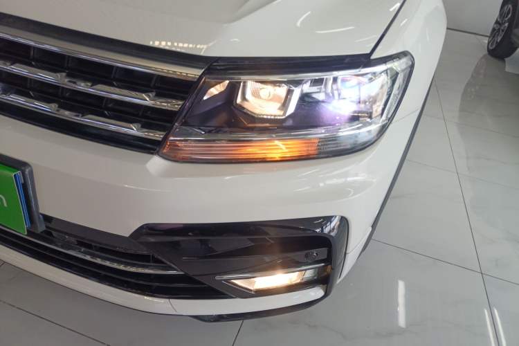 Used Volkswagen Tiguan L 2021 330TSI Automatic Two-Wheel Drive R-Line Enhanced Edition Left Front Headlight
