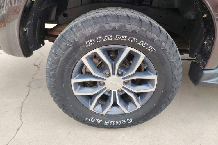 Used JMC Yuhu 7 2020 2.0T Diesel Manual Two-Wheel Drive Comfort Edition Long Wheelbase China VI Emission Standard JX4D20A6L
