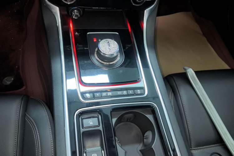 Used Jaguar XEL 2019 2.0T 200 PS Luxury Edition
