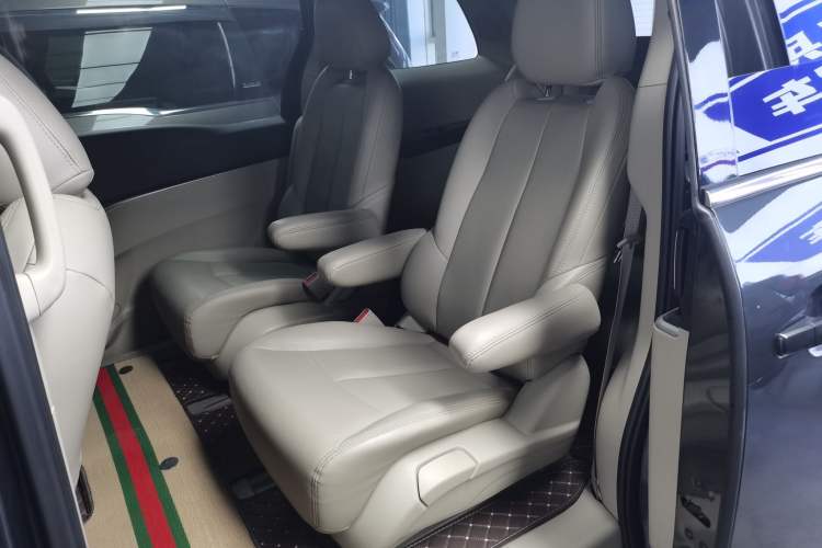 Used Buick GL8 2018 28T Comfort Model China VI Standard