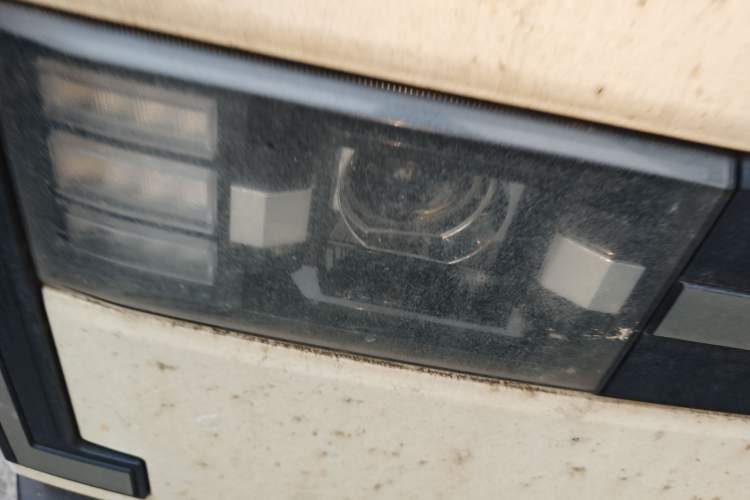 Used SRM New Energy E3L 2024 Standard 6-Seater Bus
