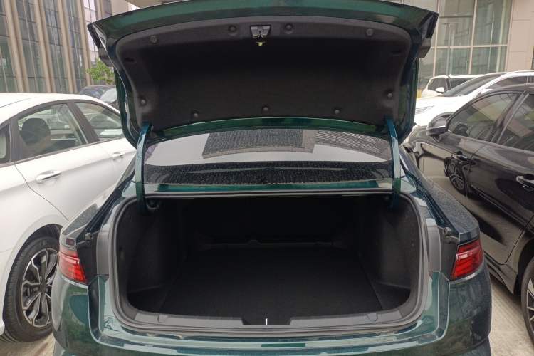 Used Geely Auto Preface 2023 2.0TD "Only This Verdant Green" Edition