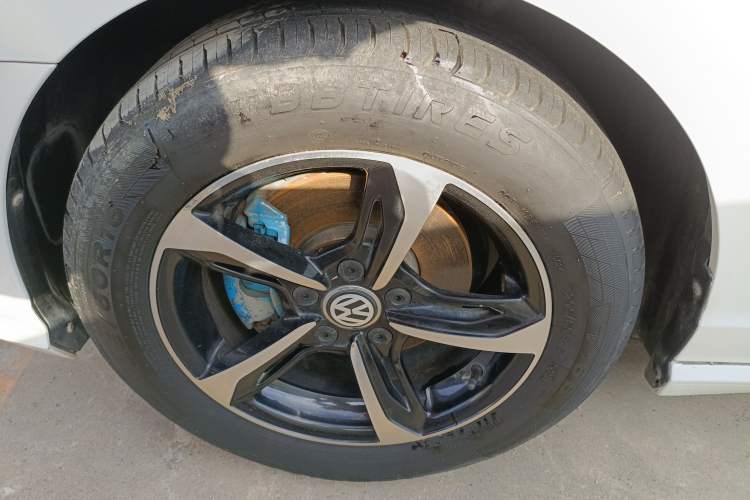 Used Volkswagen Lamando 2021 230TSI DSG Fashion Edition
