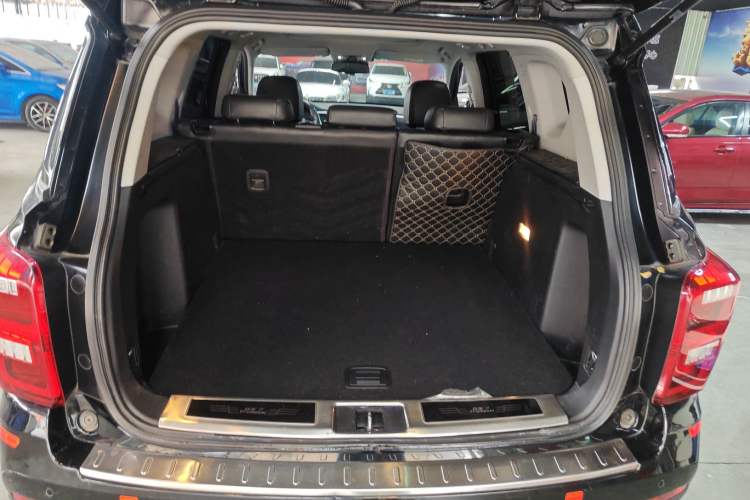 Used GAC Trumpchi GS7 2017 320T Four-Wheel Drive Luxury Smart Connectivity Model
