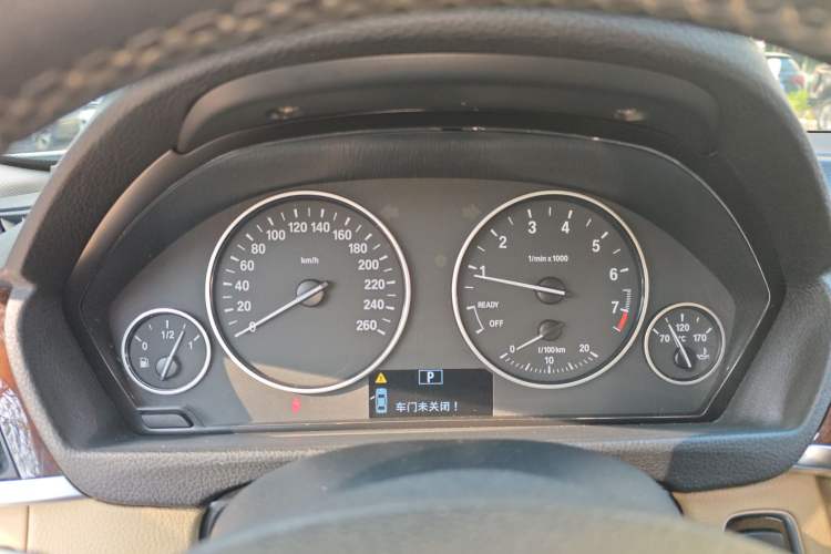 Used BMW 3 Series 2014 328Li Fashion Model