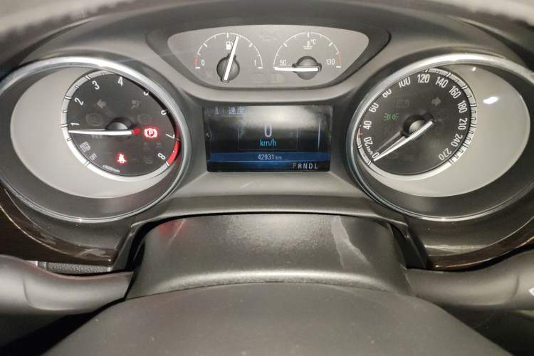 Used Buick Verano 2018 Sedan 20T Dual-Clutch Elite Model