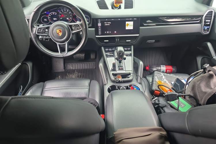 Used Porsche Cayenne 2018 Cayenne 3.0T Center Console