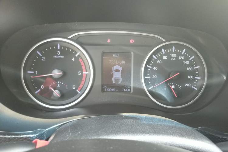 Used Great Wall Wingle 5 2017 2.0T European-Style Diesel Two-Wheel-Drive Elite Version with Large Double Cab – GW4D20B