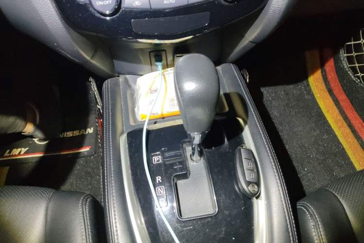 Used Nissan X-Trail 2015 2.0L CVT Comfort MAX Edition 2WD