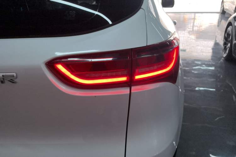 Used JETOUR X70M 2022 1.5T Manual Advanced Partner 7-Seater
