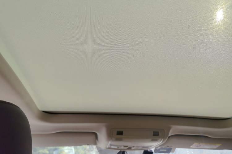 Used Volkswagen Tharu 2022 280TSI Two-Wheel Drive Comfort Edition