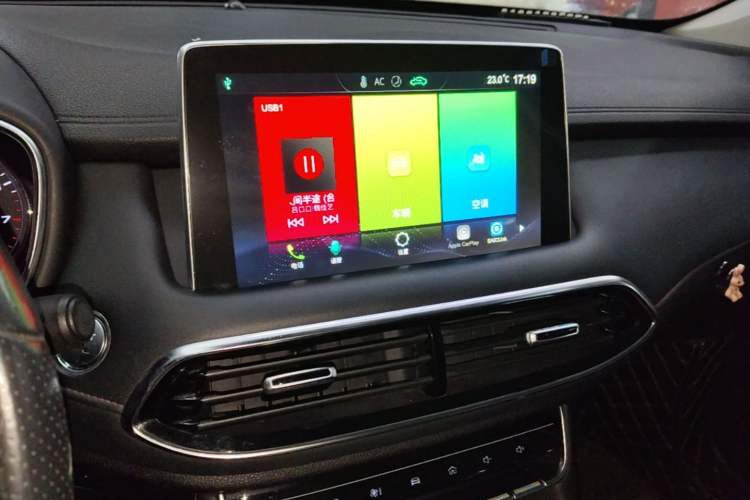 Used MG HS 2019 20T Automatic Two-Wheel Drive Trophy Super Sport Version China VI Standard Audio And AC Panel