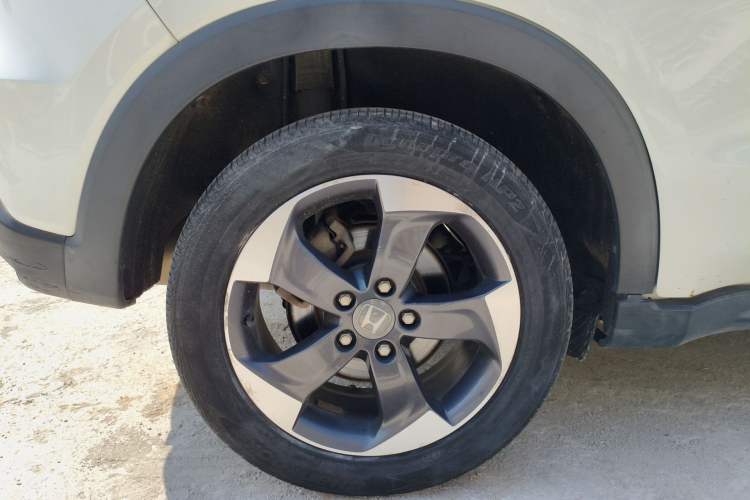 Used Honda Vezel 2015 1.8L CVT 2WD Luxury Model