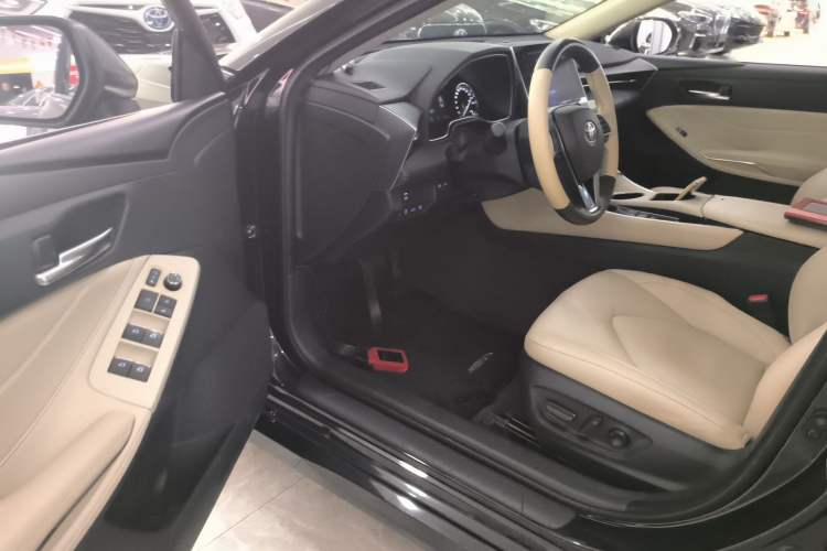 Used Toyota Avalon 2022 Dual-Engine 2.5L Luxury Edition
