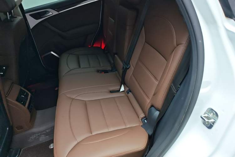 Used Haval H7 2017 Red-Label H7L 2.0T Automatic Luxury Model
