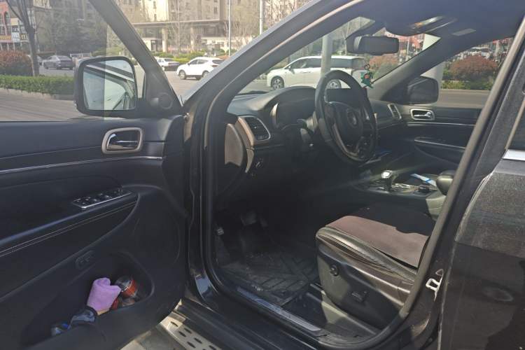 Used Jeep Grand Cherokee 2014 3.6L Elite Navigation Edition