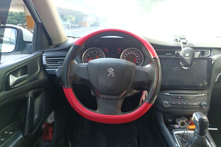 Used Peugeot 408 2018 Revised Version 1.8L Manual Leading Edition Steering Wheel