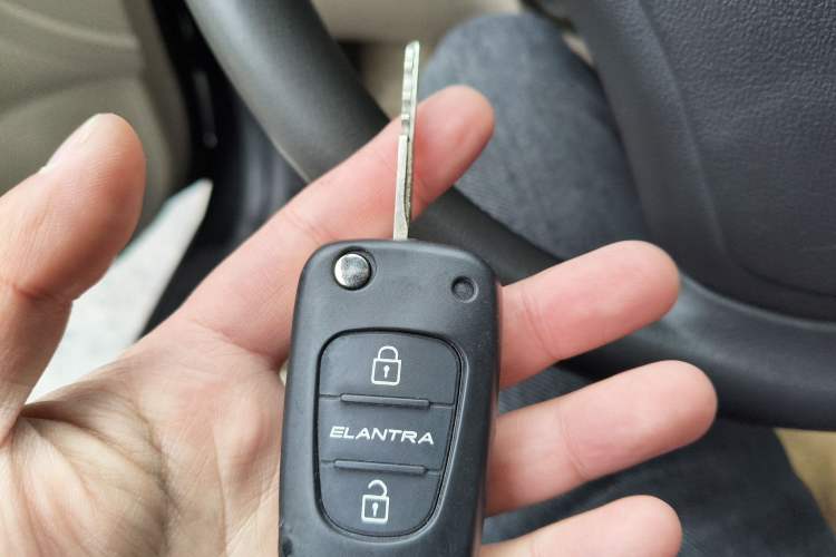 Used Hyundai Celesta 2011 1.6L Manual Luxury Model
