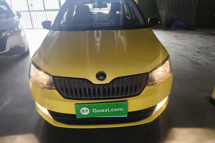 Used Skoda Fabia 2015 1.6L Automatic Sport Edition