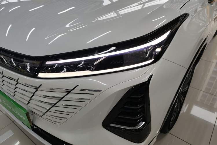 Used CHANGAN CS75 PLUS 2024 3rd Generation Champion Edition 2.0T Intelligent Drive Performance Model