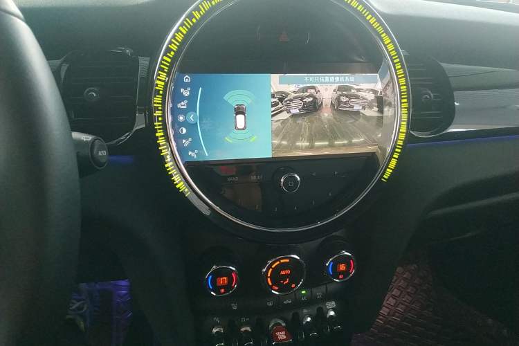 Used MINI MINI 2023 Updated 1.5T COOPER Artist