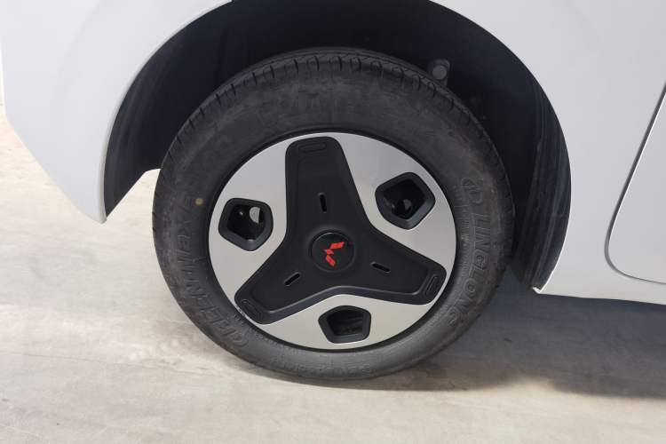 Used Wuling Zhiguang New Energy 2025 Comfort Model Exterior 5